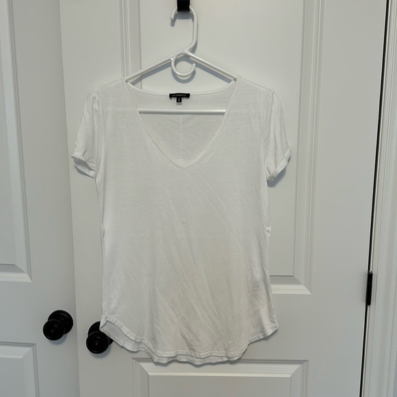 Dynamite white v-neck t-shirt - Picture 1 of 4